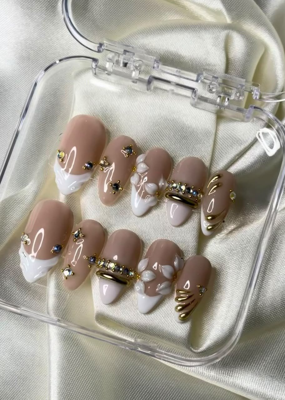 Nude Deluxe Jewel Set